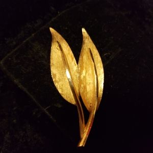 Vintage RSK dbl Willow Brooch-3 1/4" x 1 1/4"-hard to find- pre-luved condition